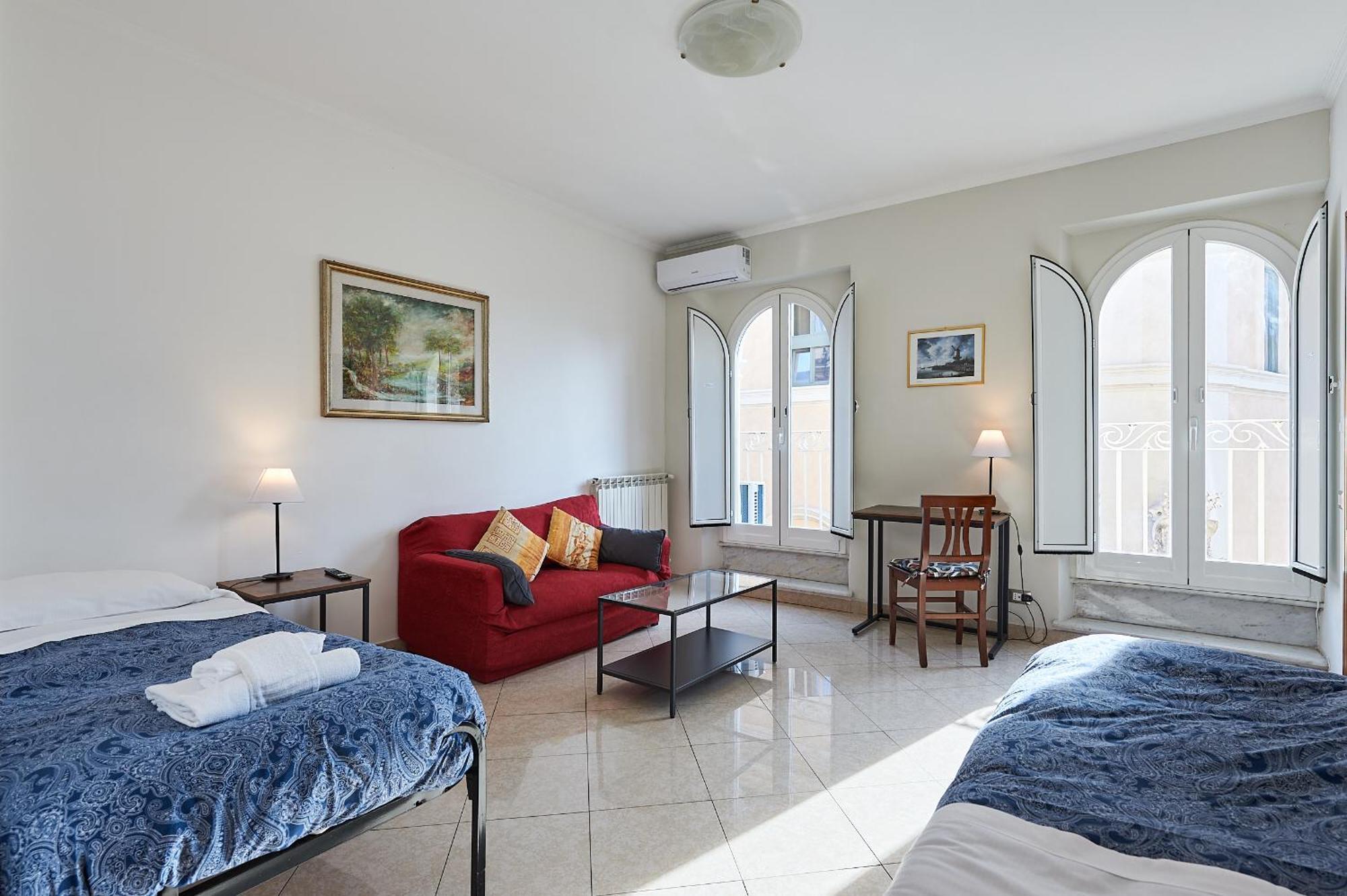 Close To The Spanish Steps, Wifi, Air Cond, 2 Bedrooms * Rome